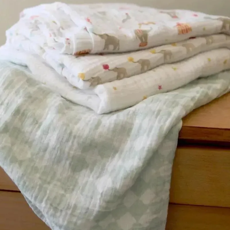 Aden + Anais Blanket Gift Set|Swaddles & Wearable Blankets*- 4 Pk Elephant Circus Swaddle Blankets