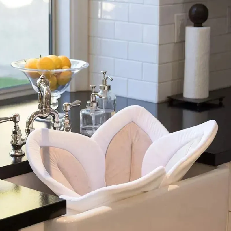 Blooming Bath Bath Tubs & Seats*Lotus - Baby Bath Seafoam, White/Gray