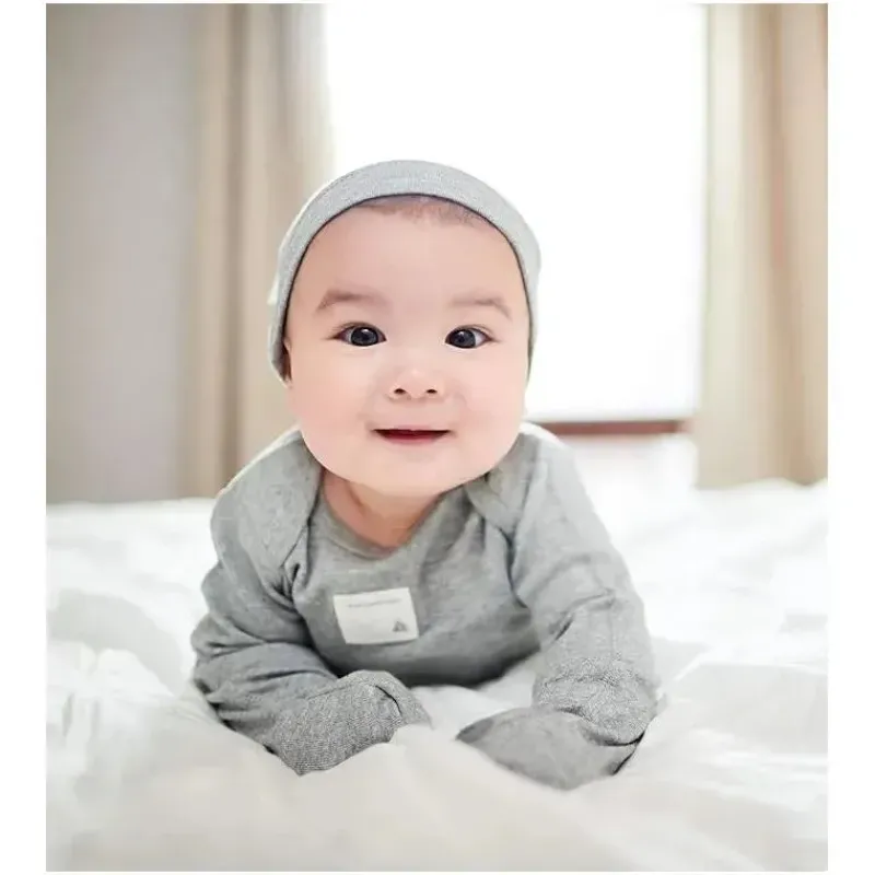 Burt's Bees Baby Clothing Gift Set|Baby Sleepwear*Burts Bees - 2Pk Coveralls & Knot Top Hats, Heather Grey