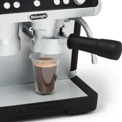 Casdon Toys Pretend Play*Casdon - DeLonghi Toys Barista Coffee Machine with Sounds and Magic Coffee Reveal, For Children Aged 3 plus