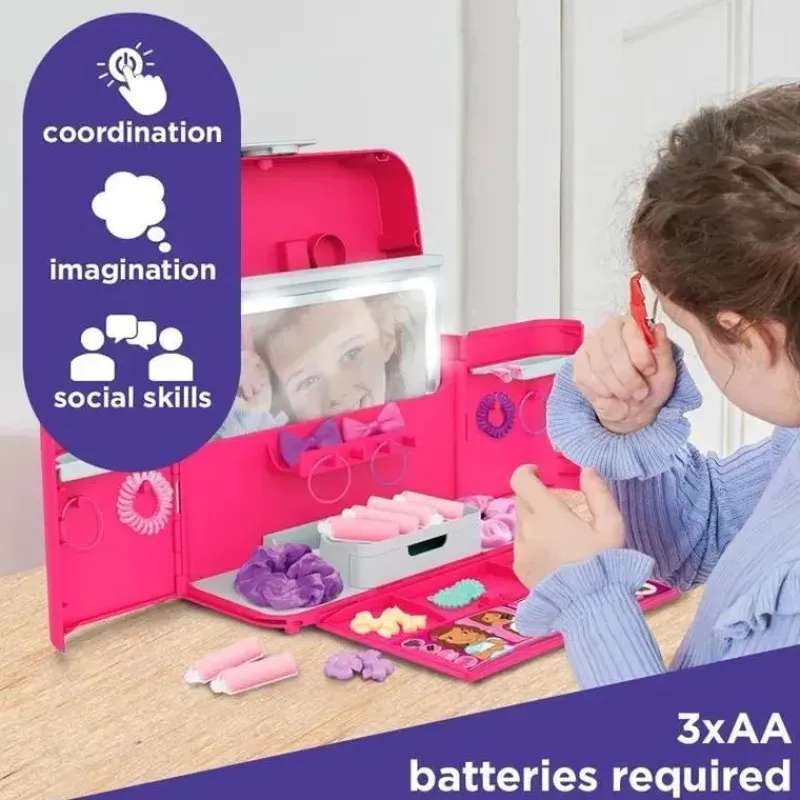 Casdon Toys Pretend Play*Casdon - Ultimate Styling Case with LightUp Mirror, Style Book, and Hair Accessories. Playset for Children Aged 3 plus