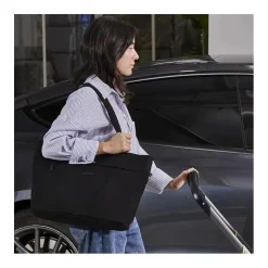 Doona Tote Bags*- Essentials Diaper Tote Bag, Nitro Black