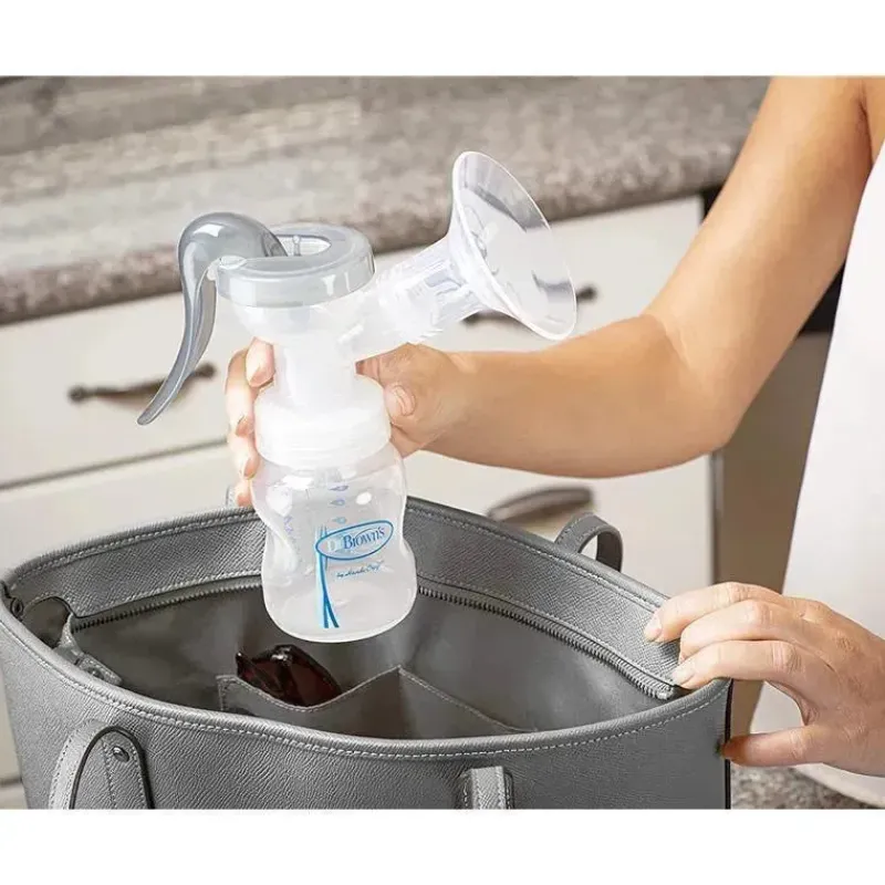 Dr. Brown's Breast Pumps*Dr. Brown - Manual Breast Pump with Softshape Silicone Shield