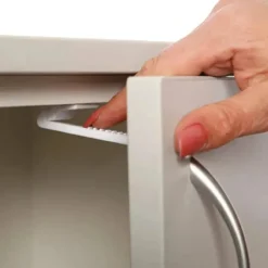Dreambaby Baby Safety Gates*- Safety Catches for Cabinets and Drawers, Childproofing Baby Locks, 12 Count
