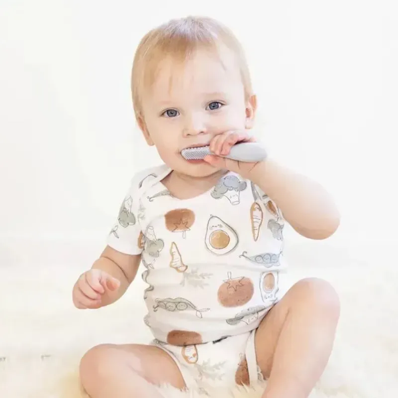 ezpz Oral & Nasal Care*- Baby-Led™ Toothbrush, Pewter
