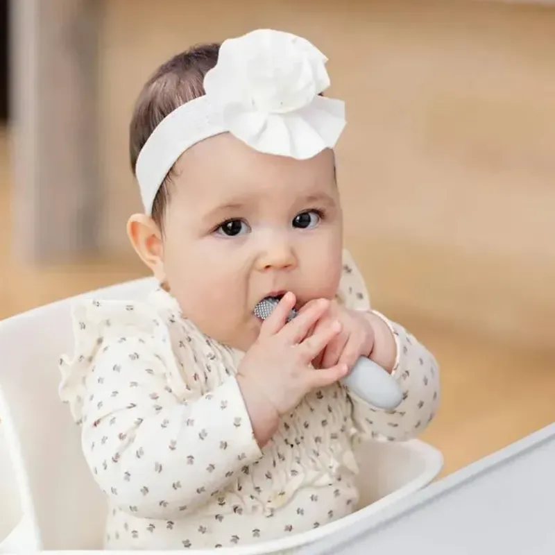 ezpz Oral & Nasal Care*- Baby-Led™ Toothbrush, Pewter