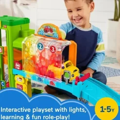 Fisher-Price Playtime Gift Set*Fisher Price - Little People Toddler Playset Light-Up Learning Garage with Smart Stages, Toy Car & Figures