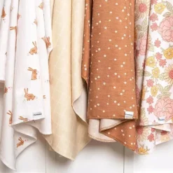 Gerber Blankets & Quilts*Bedding - 4Pk Flannels, Girl Retro Floral