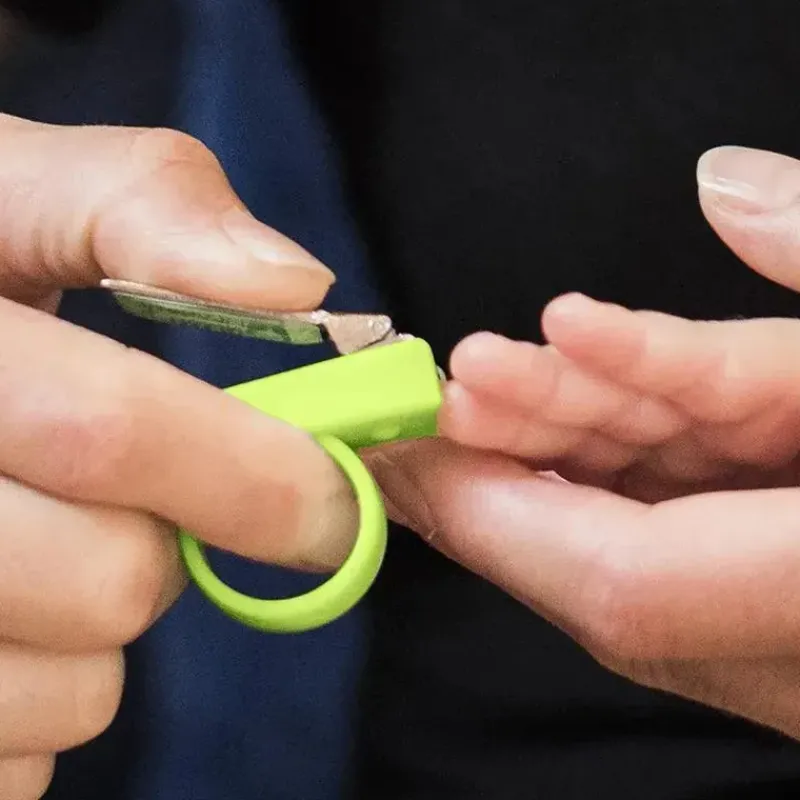 Iplay Cleaning*Green Sprouts - Baby Nail Clipper