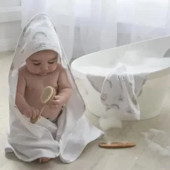 Living Textiles Bath Gift Set|Baby Bath Towels*- 5Pk Rainbow Sloth Bath Gift Set