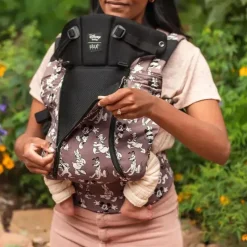 Líllébaby Mickey & Minnie|Front, Hip And Backpack Carriers*Líllé Baby - Complete All Seasons Ergonomic 6-in-1 Baby Carrier, Disney's Mickey & Friend's Jamboree