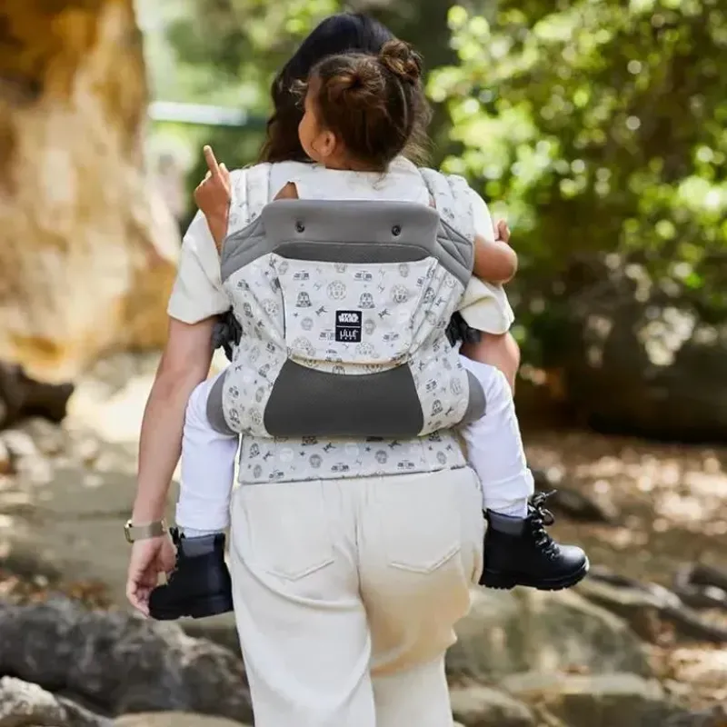 Líllébaby Star Wars|Front, Hip And Backpack Carriers*Líllé Baby - 3-in-1 Ergonomic CarryOn for Children 25-60 lbs, Disney's Star Wars, Galaxy Far Far Away