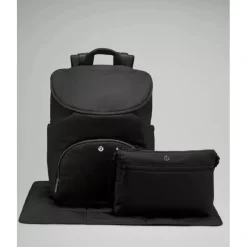 Lululemon Diaper Backpacks*- New Parent Backpack 17L, Black/Silver Drop