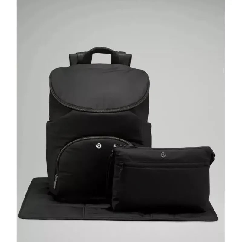 Lululemon Diaper Backpacks*- New Parent Backpack 17L, Black/Silver Drop