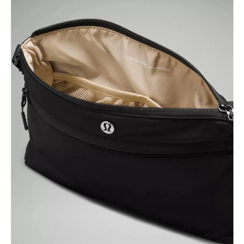 Lululemon Tote Bags*- New Parent Tote Bag 20L, Black/Silver Drop