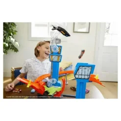 Mattel Cars|Cars, Trucks & Trains*Hot Wheels Jet Jump Airport Play Set