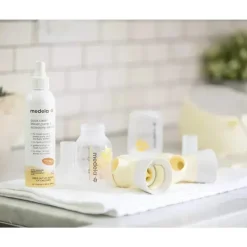 Medela Breast Pump Accessories*- Quick Clean Breast Pump & Accessory Sanitizer