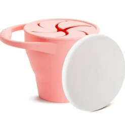 Munchkin Food Jars & Snack Cups|Dishes, Utensils & Food Containers*- C’est Silicone! Collapsible Snack Catcher® with Lid, Coral