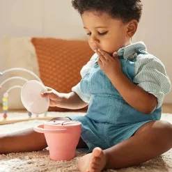 Munchkin Food Jars & Snack Cups|Dishes, Utensils & Food Containers*- C’est Silicone! Collapsible Snack Catcher® with Lid, Coral