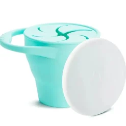 Munchkin Food Jars & Snack Cups|Dishes, Utensils & Food Containers*- C’est Silicone! Collapsible Snack Catcher with Lid, Mint