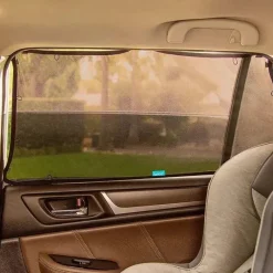 Munchkin Sun Care*- Magnetic Stretch-To-Fit Sun Shade