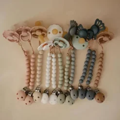 Mushie Gift For Baby|Bottles & Sets*- 100% Silicone Baby Pacifier Clip BPA Free, Hera Faux Wood