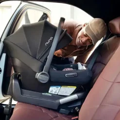 Nuna Infant Car Seats*- Pipa Aire Infant Car Seat With Base, Caviar