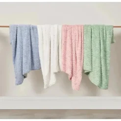 Piccolo Bambino Blankets & Quilts*- Textured Faux Fur Stroller Blanket On Wooden Hanger White