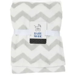 Rose Textiles Blankets & Quilts*Coral Fleece Blanket - Grey Chevron