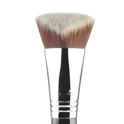 Sigma Mom Skincare & Beauty Products*3Dhd Max Makeup Kabuki Brush