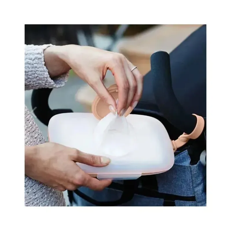 Skip Hop Wipes & Warmers*- Grab & Go Snug Seal Wipes Case, Blush