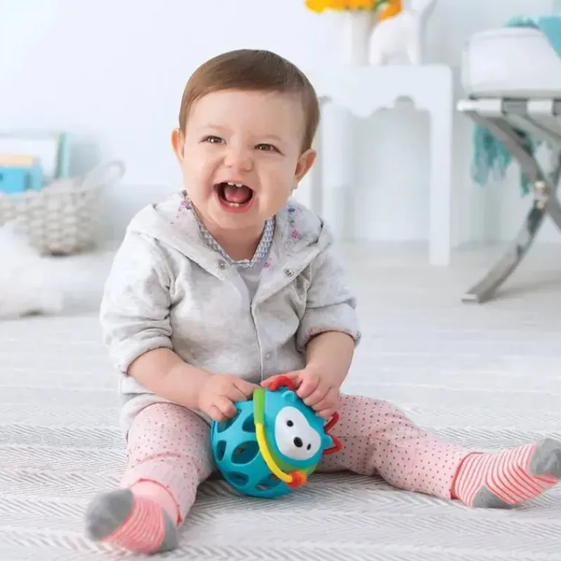 Skip Hop Rattles & Teethers*Explore & More Roll Around Rattle - Hedgehog