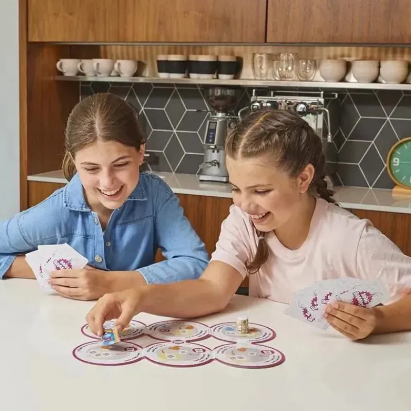 Spin Master Pretend Play*- Surprise Mini Brands Candy Shop Game