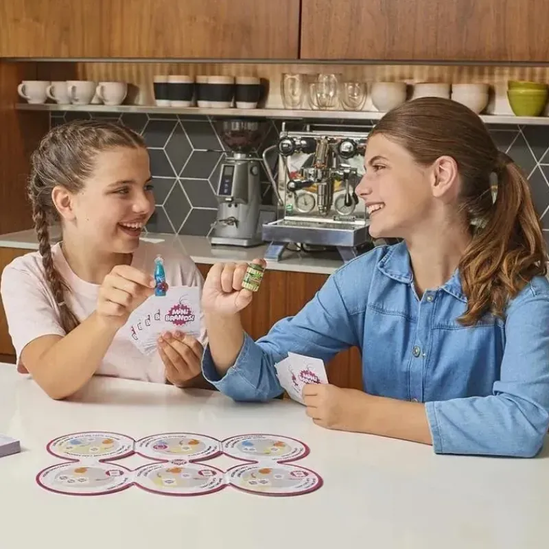 Spin Master Pretend Play*- Surprise Mini Brands Candy Shop Game