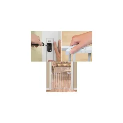 Summer Infant Baby Safety Gates*Simple-To-Secure Walk Thru Baby Gate, White Metal