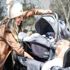 WonderFold Wagon Stroller Wagons*Wonderfold - W4 Series Car Seat Adapter (Opposite Bench)